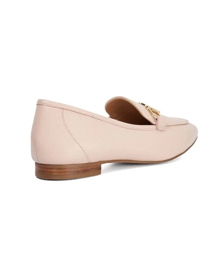 Grained Loafer In Blush image 4