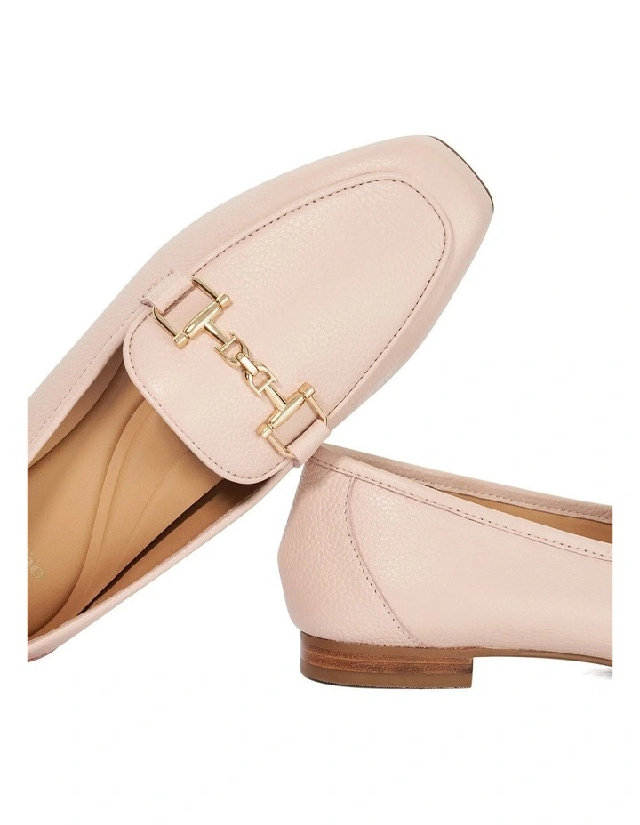 Grained Loafer In Blush image 5