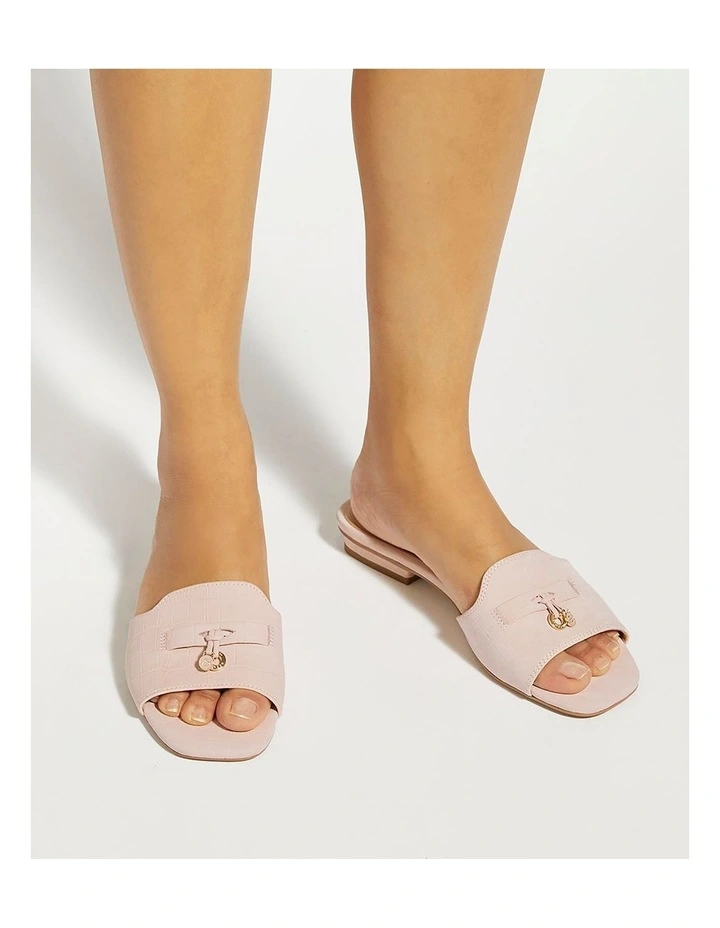 Lindo Sandal In Pink image 2