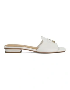 Lindo Sandal In White