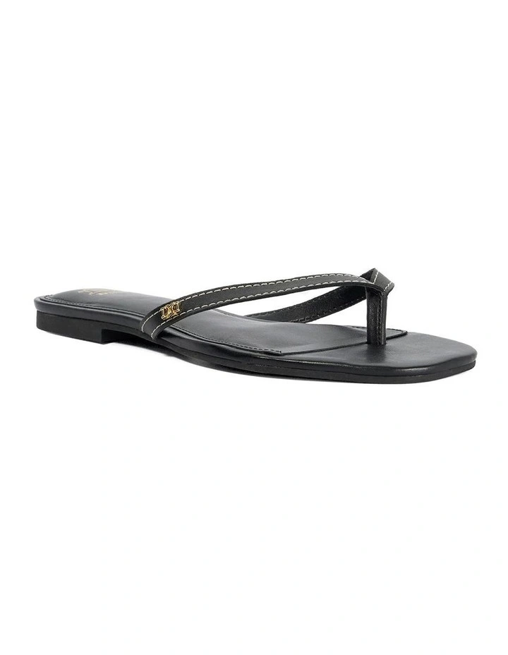Lasslie Sandal In Black image 2