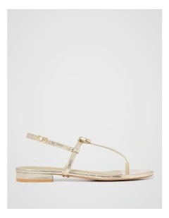 Fiona Hammered Trim Flat Sandals in Gold