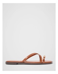 Brynn Toe Thong Trim Flat Sandals in Brown
