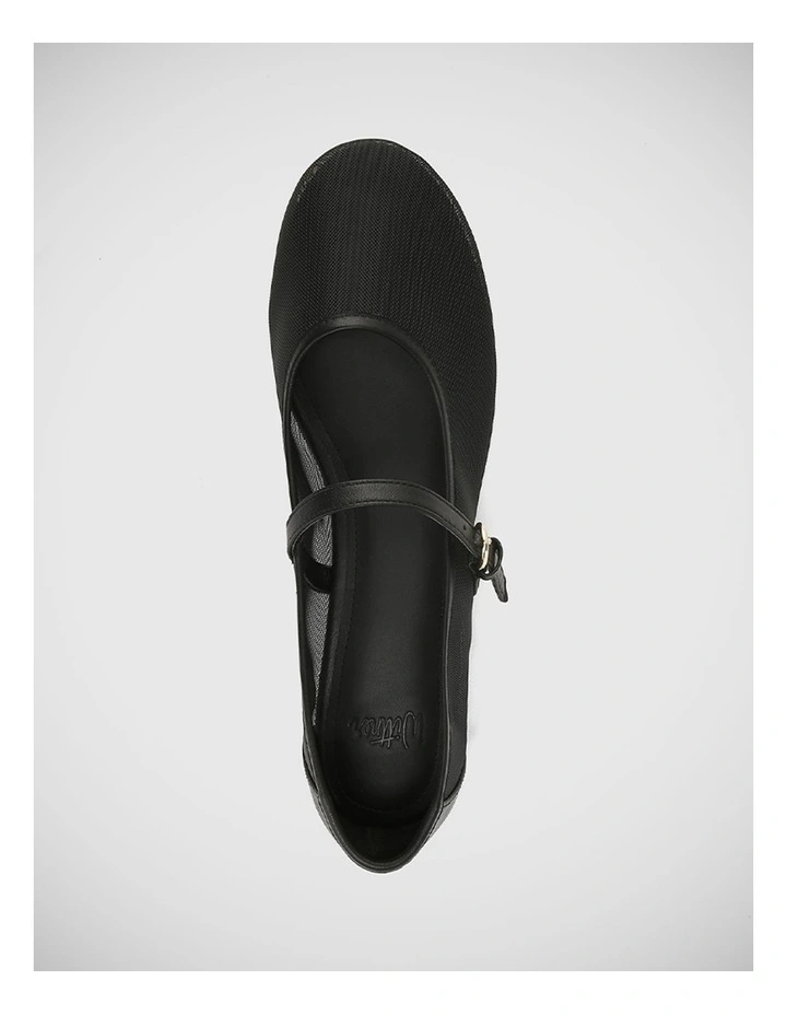 Alora Mesh Textile Flat in Black image 5