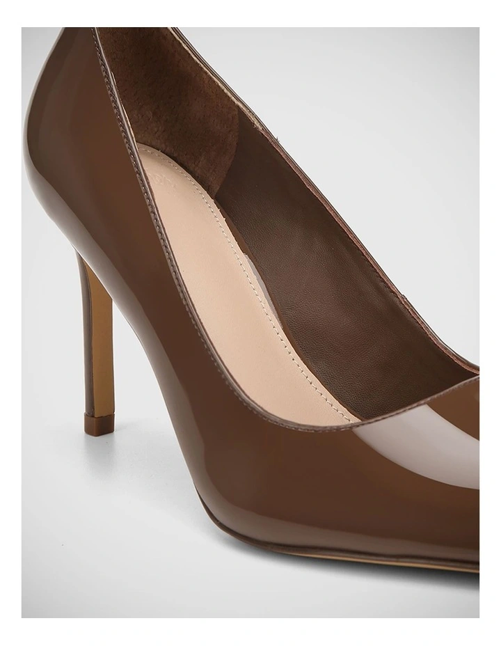 Sky Leather Pump in Rich Brown image 3