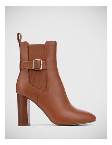 Tan colour