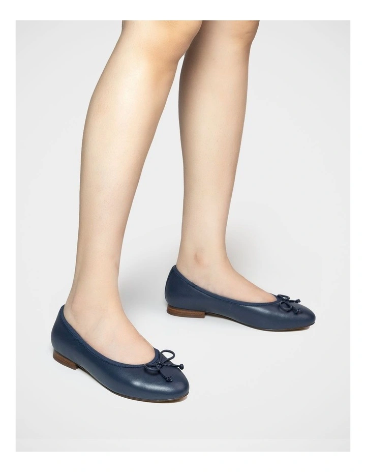 Alina Leather Ballet Flat in Navy image 7