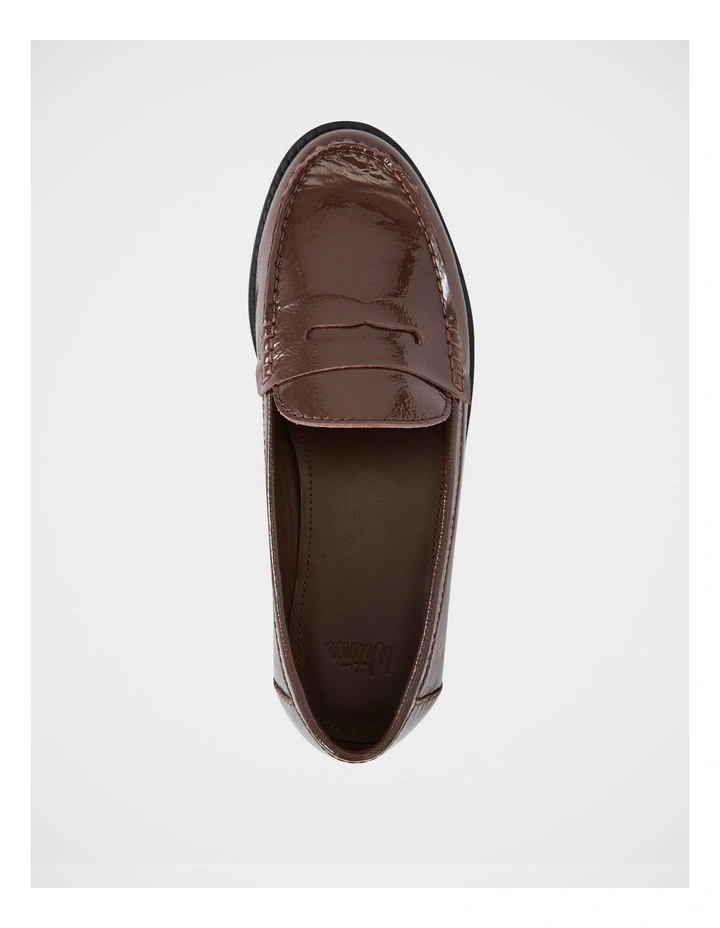 Burke Shiny Leather Loafer In Syrup image 5
