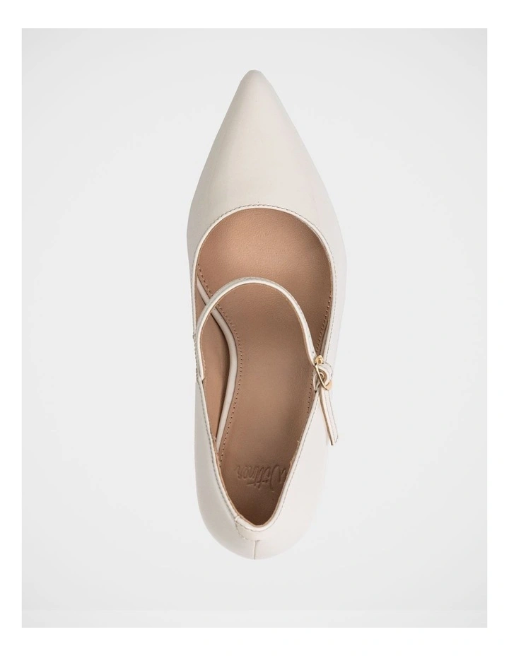 Ryver Leather Pump in Off White image 5