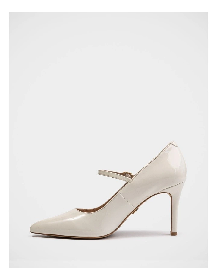 Ryver Leather Pump in Off White image 6