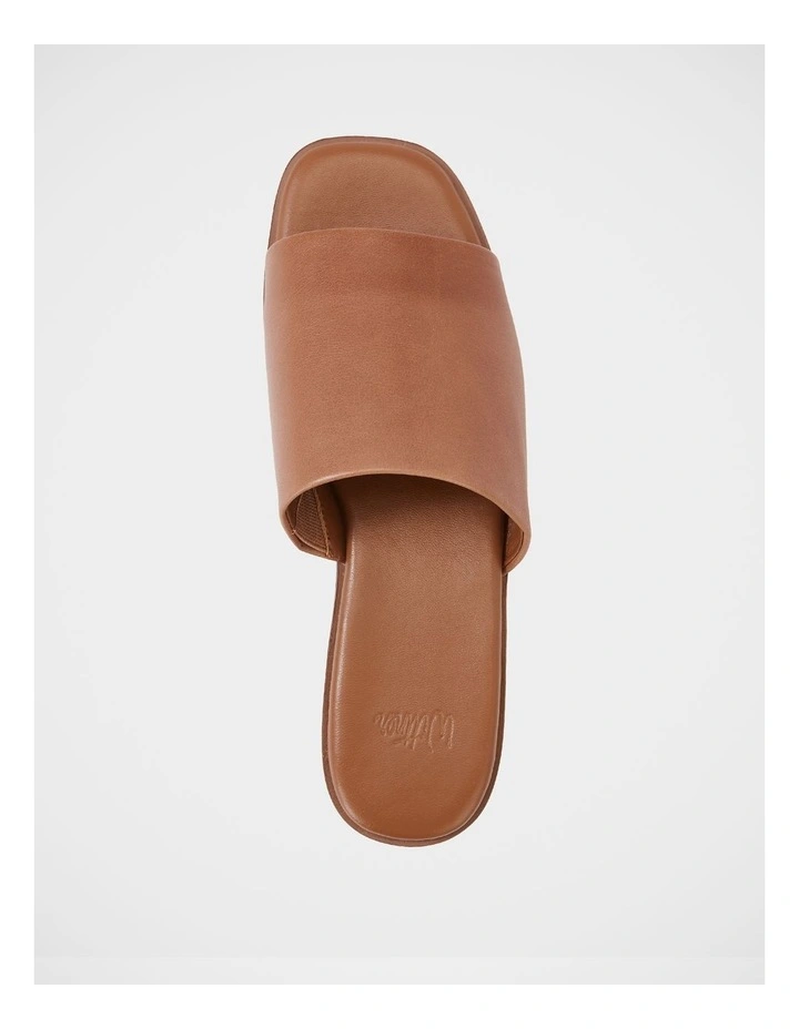 Doro Leather Slide in Dark Cognac image 5