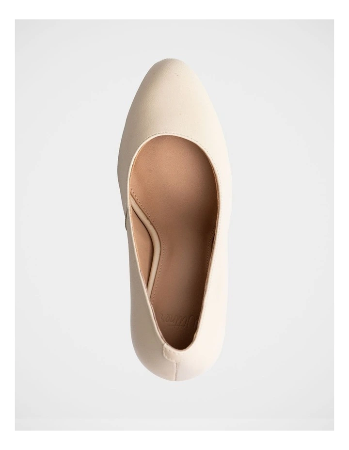 Tash Leather Stiletto Pump in Ivory image 5