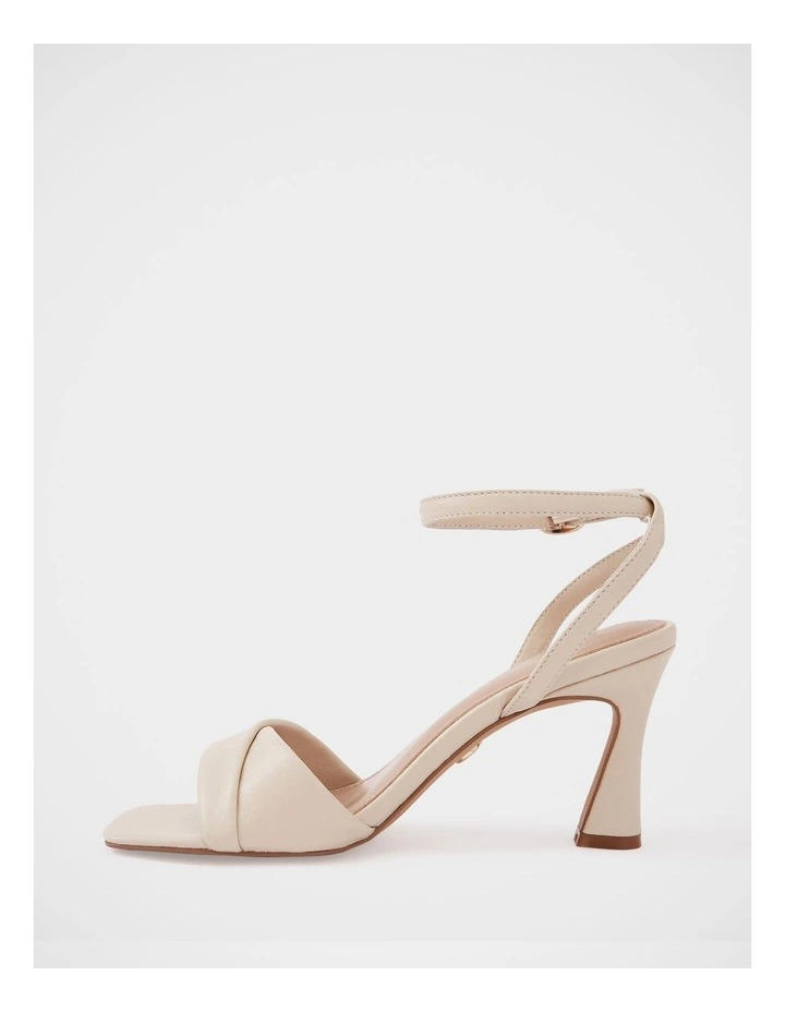 Yolanda Leather Heel in Ivory image 6