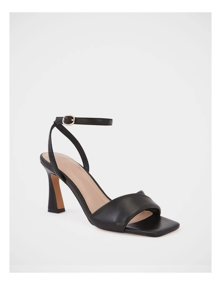 Yolanda Leather Heel in Black image 2