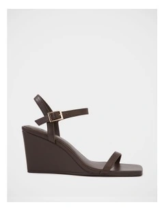 Prisca Leather Wedge in Ebony