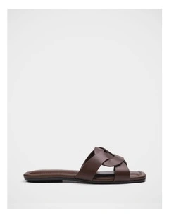 Etta Leather Sandal in Syrup