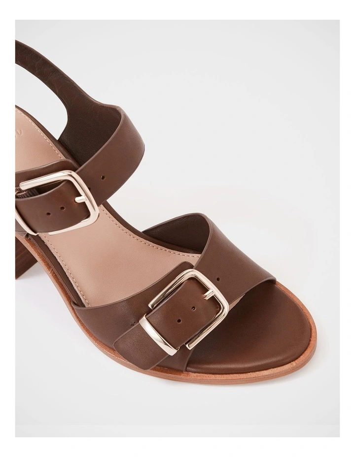 Pipa Leather Block Heel in Syrup image 3