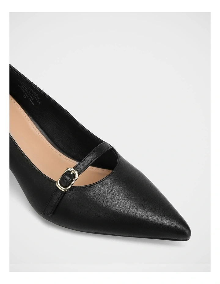 Gretalina Leather Pump in Black image 2