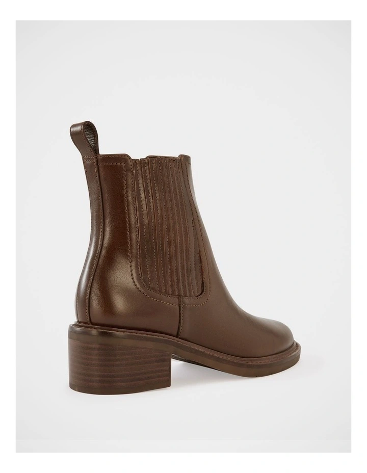 Baylee Leather Ankle Boots in Oak image 4