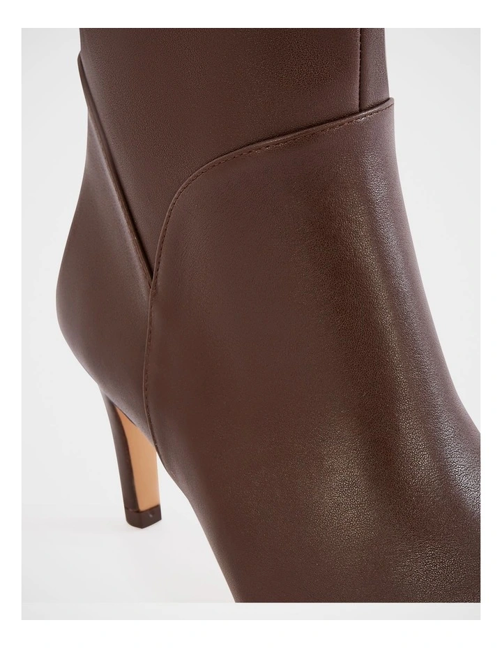 Freda Leather Knee High Boots in Ebony image 3