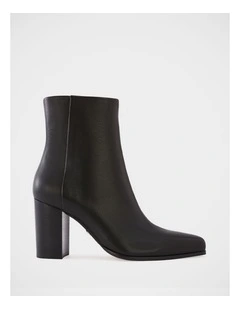Harpa Leather Ankle Boots in Black