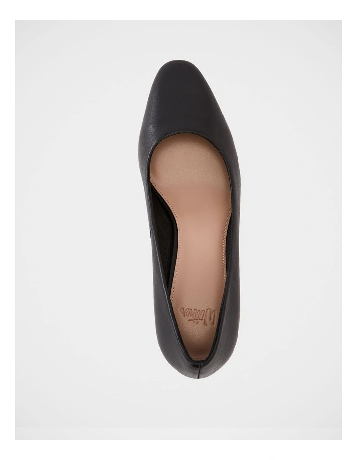 Gael Leather Pump in Black image 4