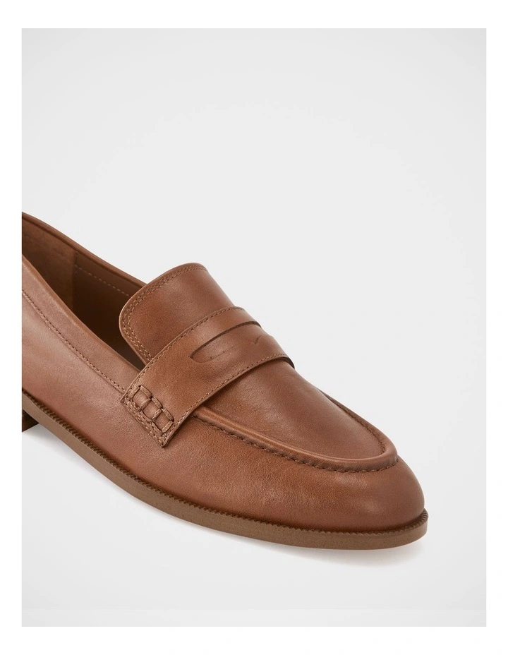 Alexandra Leather Loafer in Burnt Almond image 3