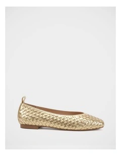 Berty Pebble Leather Ballet Flat in Gold
