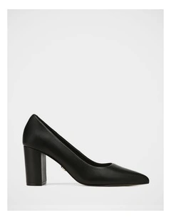 Sara Leather Pump in Black