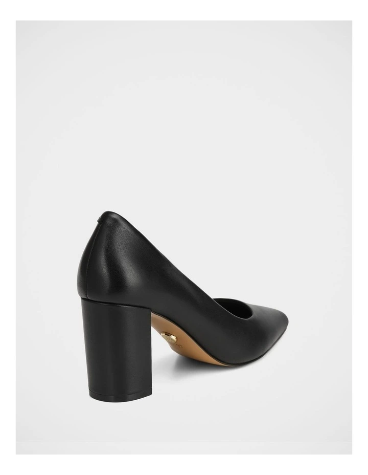 Sara Leather Pump in Black image 4
