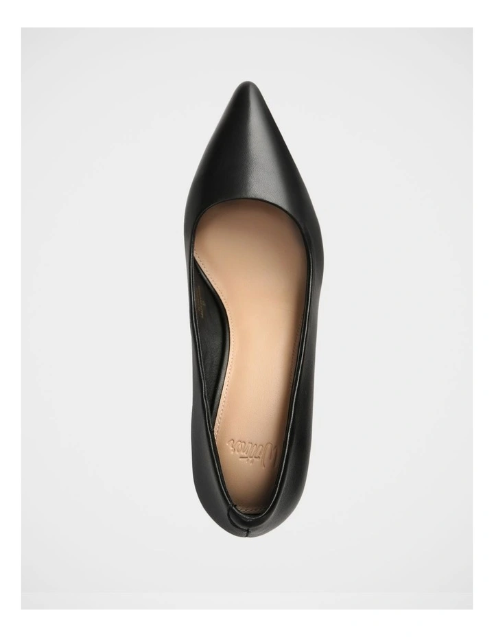 Sara Leather Pump in Black image 5