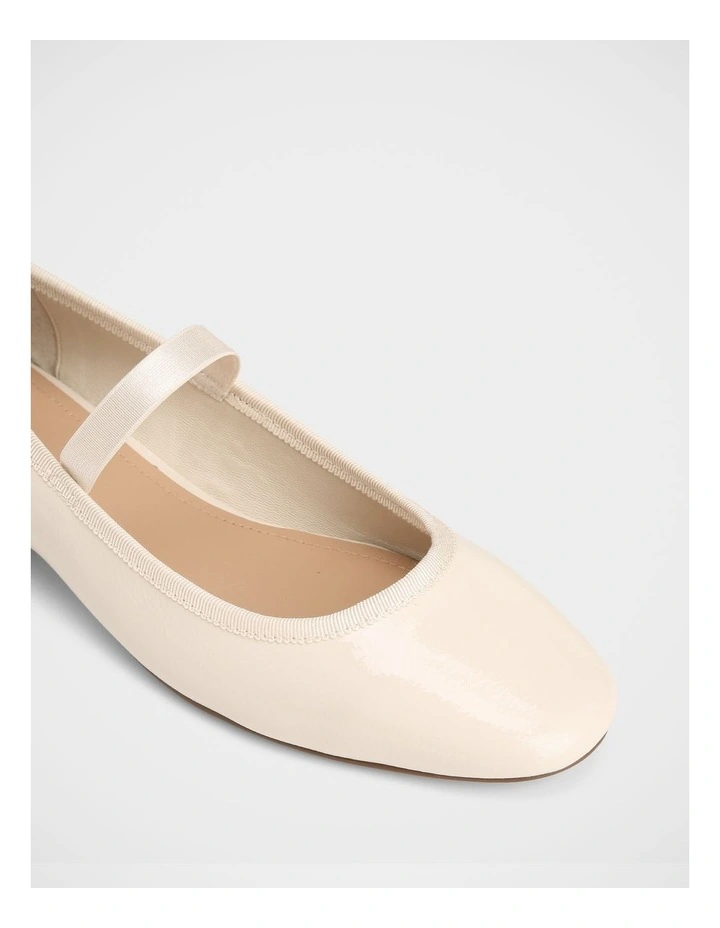 Alannah Crinkle Patent Leather Mary Jane in Ivory image 3