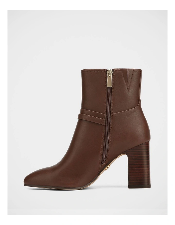 Padilla Leather Ankle Boot in Syrup image 6