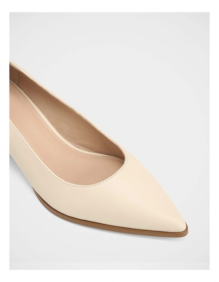 Fae Leather Pump in Vintage Ivory image 3