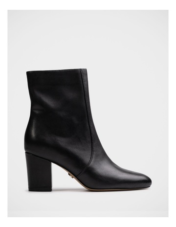 Black colour