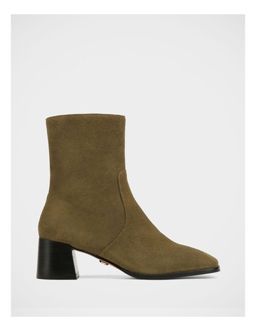 Olive colour