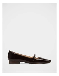 Carina Leather Ballet Flat in Black
