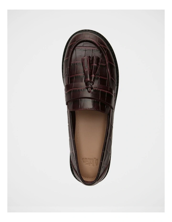 Evelyn Croc Embossed Leather Loafer in Raisin image 5