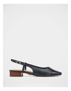 Dame Leather Slingback in Navy