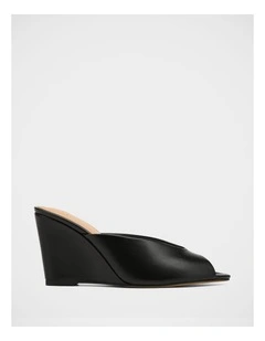 Rio Leather Wedges in Black
