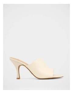 Pia Leather Sandals in Ivory