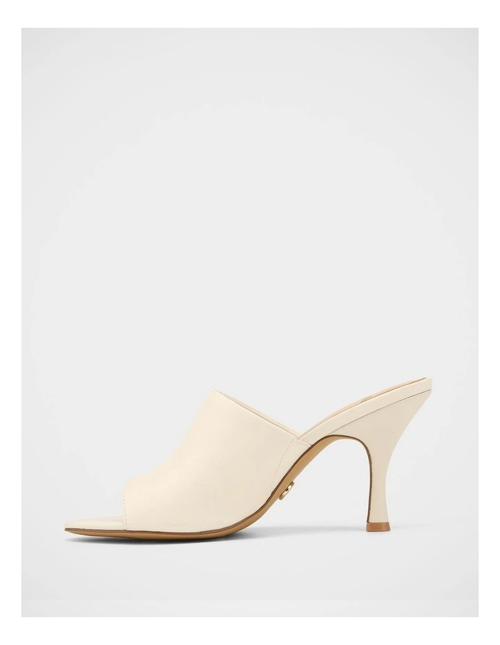 Pia Leather Sandals in Ivory image 6