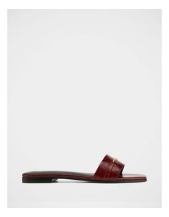 Ash Leather Sandals in Berry