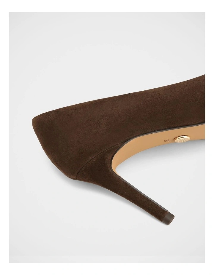 Oakley Suede Leather Pumps in Dark Brown image 3