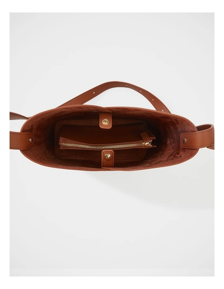 Hayes Leather Shoulder Bag in Tan image 5