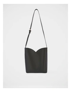 Hayes Leather Shoulder Bag in Black