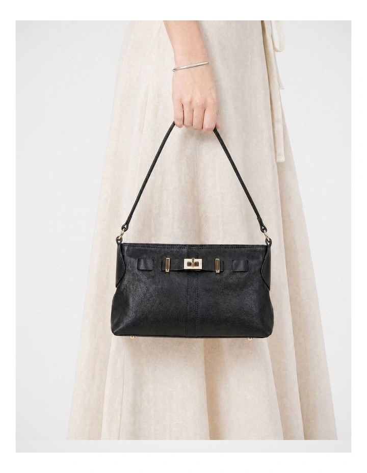 Maxy Leather Shoulder Bag in Black image 4