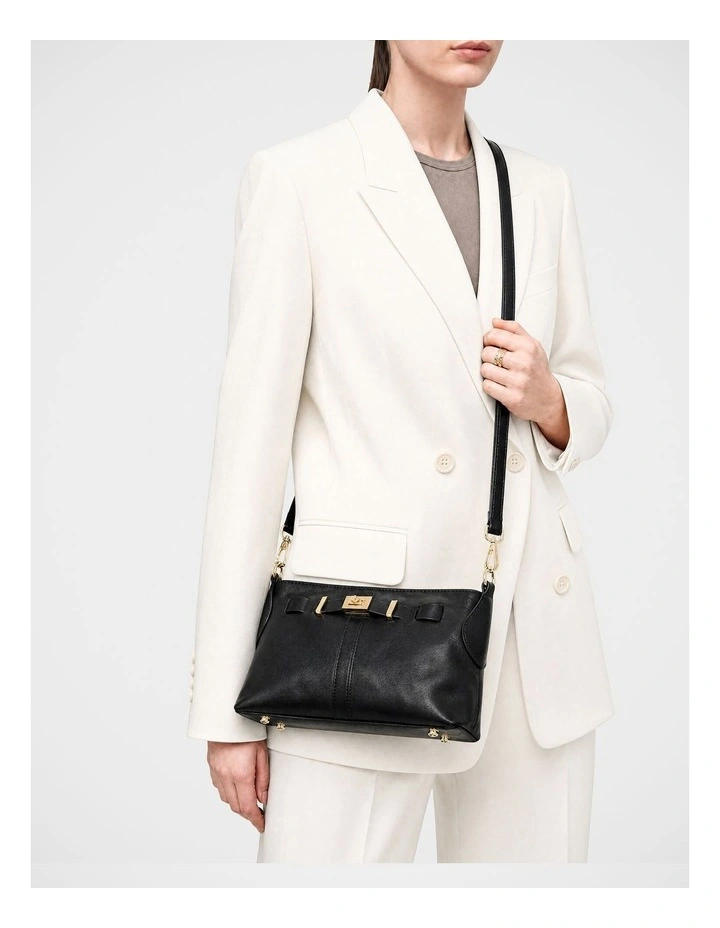 Maxy Leather Shoulder Bag in Black image 5
