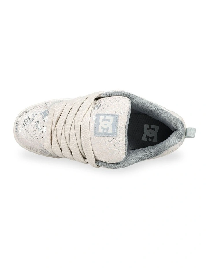 Court Graffik Skate Shoes in Lily White image 5
