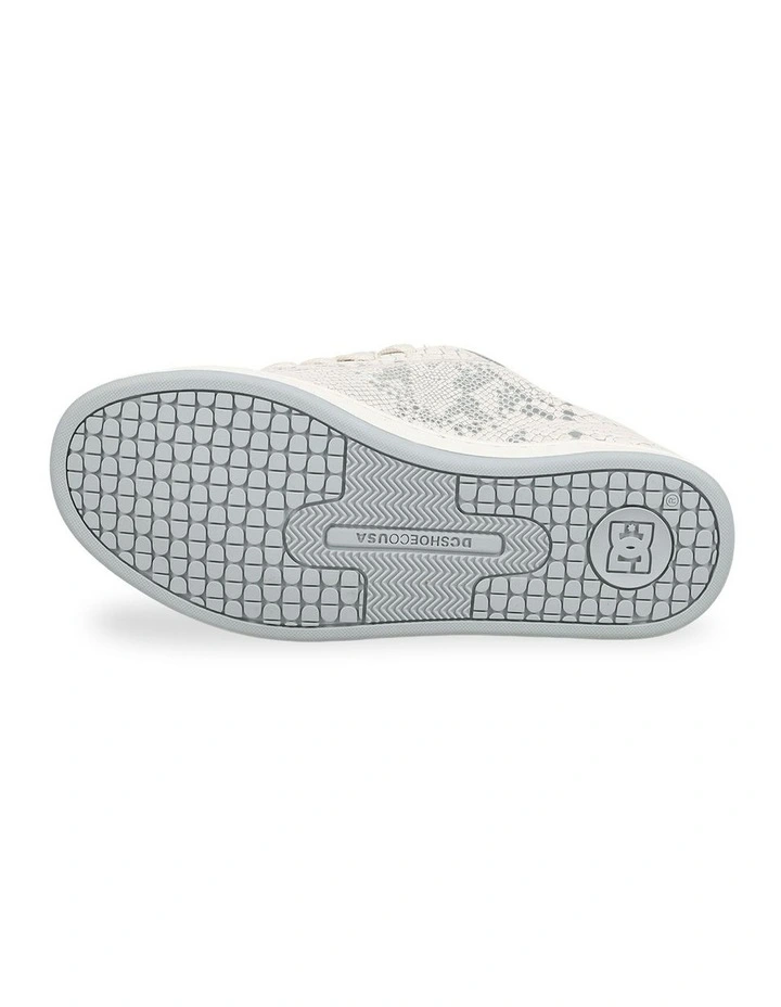 Court Graffik Skate Shoes in Lily White image 6